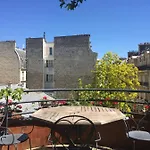 52 Clichy - D'hotes