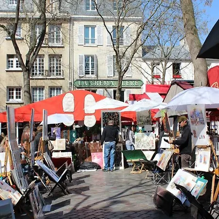 52 Clichy - D'hotes 4*