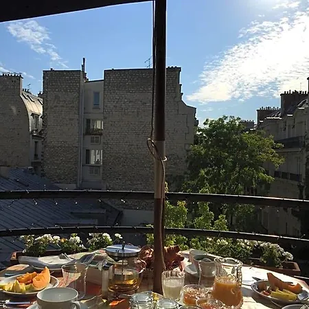 52 Clichy - D'hotes