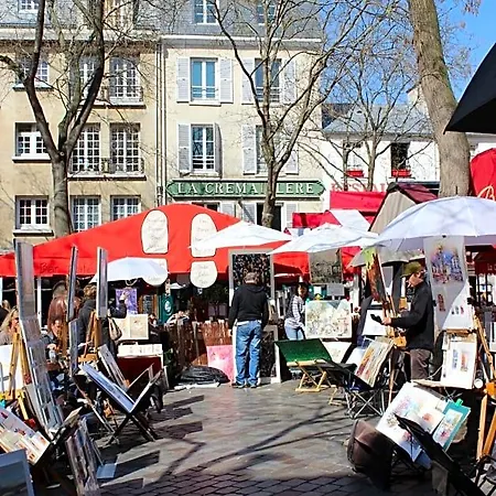 52 Clichy - D'hotes 4*