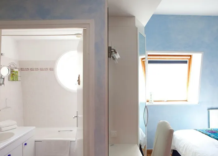 Frühstückspension 52 Clichy - D'hotes 4*