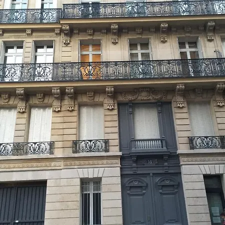 52 Clichy - D'hotes