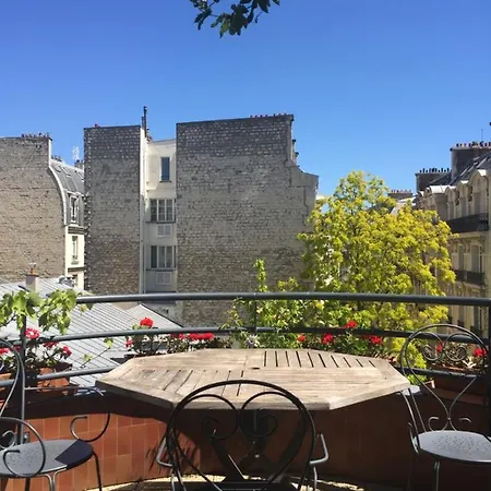 52 Clichy - D'hotes