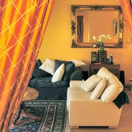 Bed & Breakfast 52 Clichy - D'hotes *